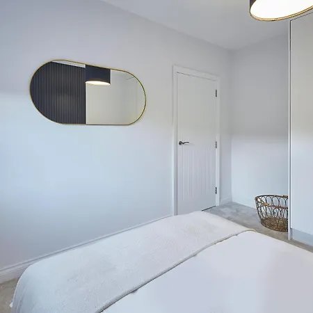 Host & - Fourth Avenue Apartamento *